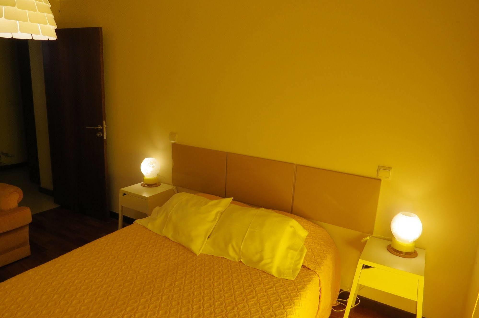 Sweet Home Braga Hostel & Guest House Exteriör bild