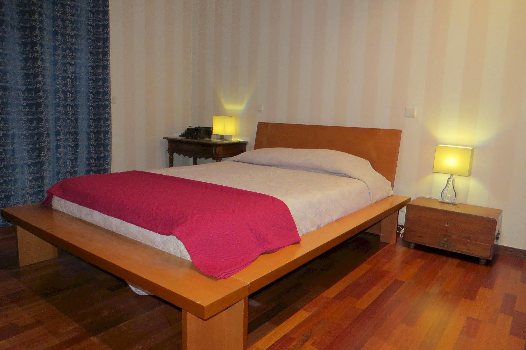 Sweet Home Braga Hostel & Guest House Exteriör bild